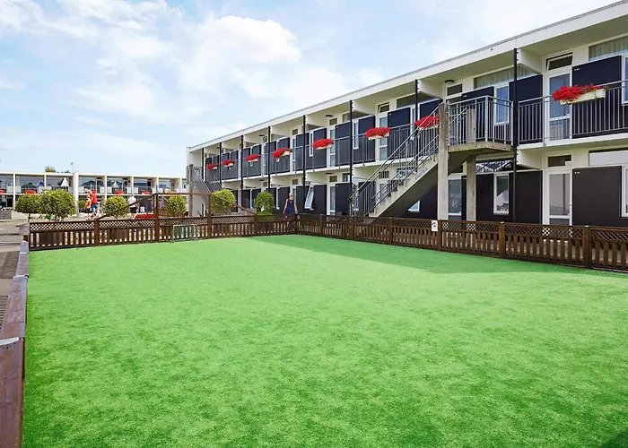 Apartment 4 Person On In *
